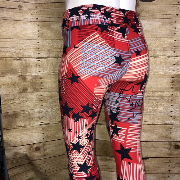 LuLaRoe Pants - ❤️LulaRoe Tall & Curvy patriotic leggings